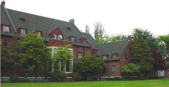 �C���^�[���V�b�v�v���O�����@�ʐ^�̓A�[�j�[���C�g�X�N�[���Z�Ɂ@(Annie Wright School) �A���V���g���B�^�R�}�s